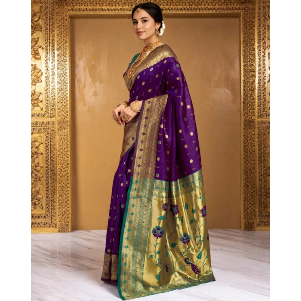 Pretty Women's Silk Blend Zari Weaving Saree With Blouse Piece