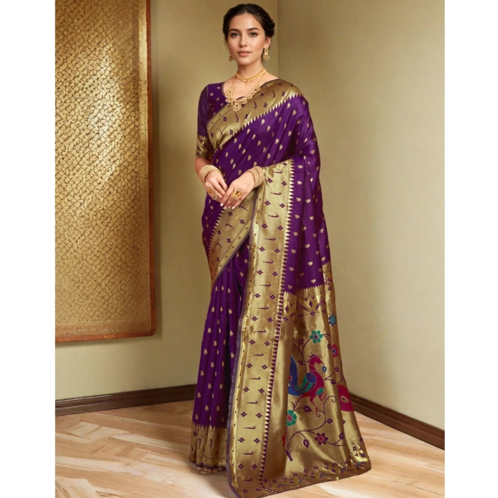 Pretty Women's Silk Blend Zari Weaving Saree With Blouse Piece