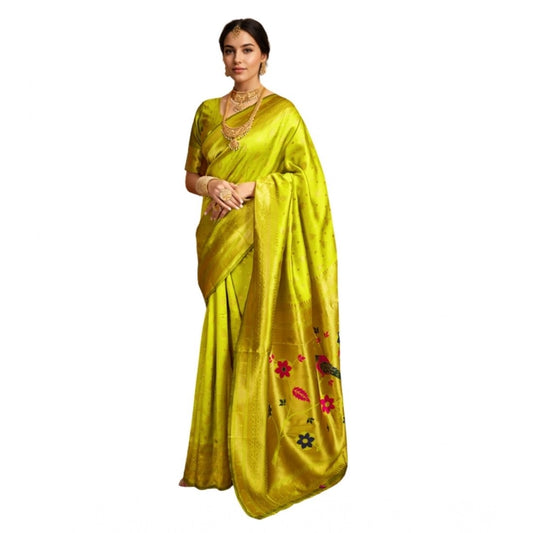 Beautiful Women's Silk Blend Zari Weaving Saree With Blouse Piece