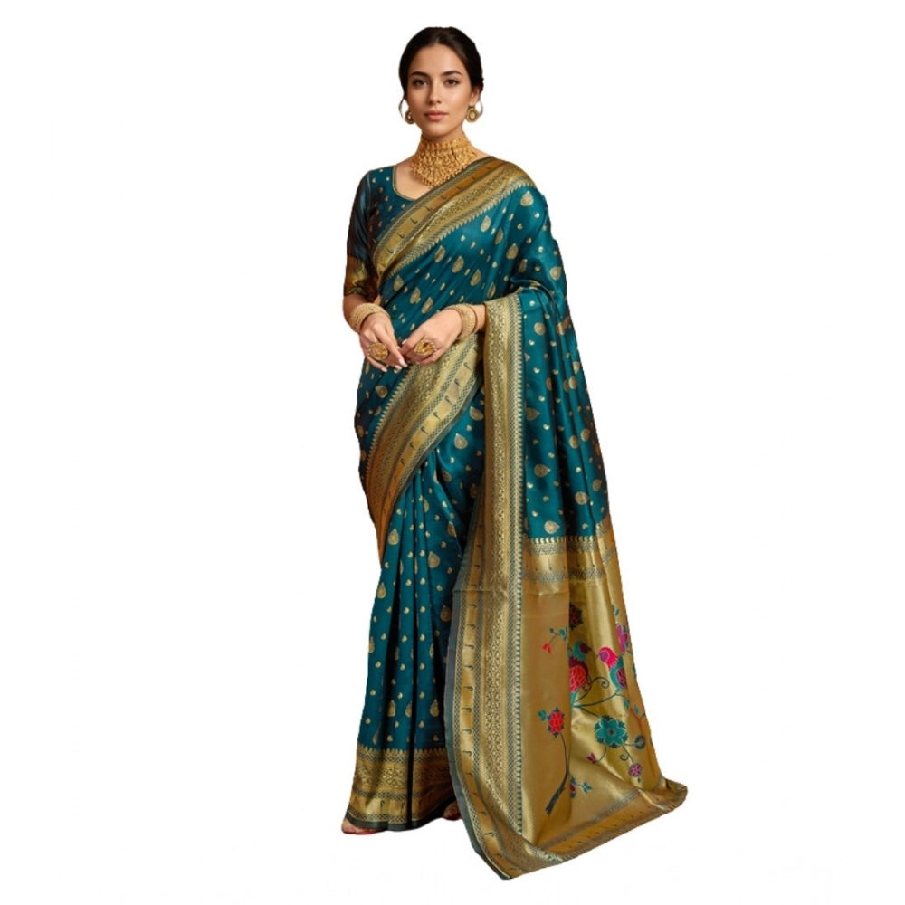 Pretty Women's Silk Blend Zari Weaving Saree With Blouse Piece