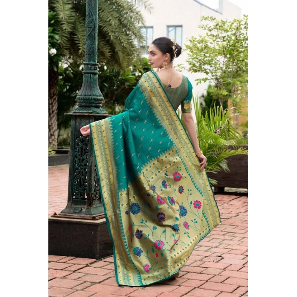 Stylish Women's Silk Blend Zari Woven Saree With Blouse Piece