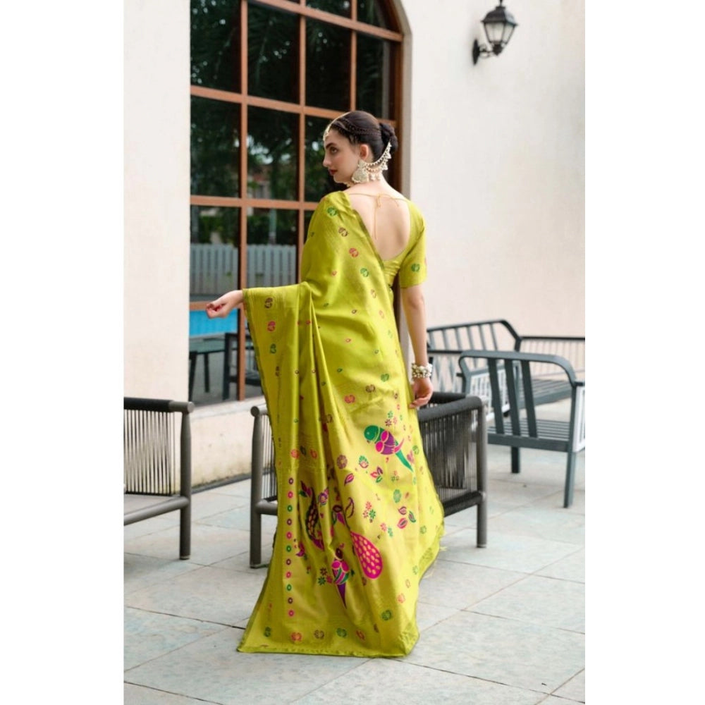 Designer Women's Silk Blend Paithani Weaving Saree With Blouse Piece