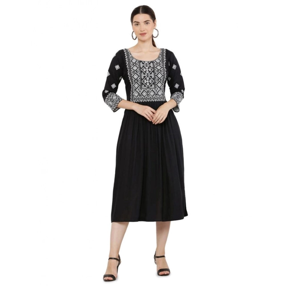 Fabulous Women's Casual Rayon Kurti