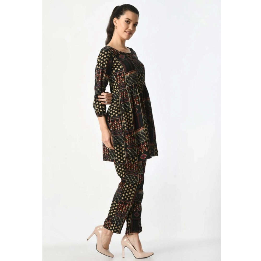 Delightful Women's Casual Crepe Cord Set