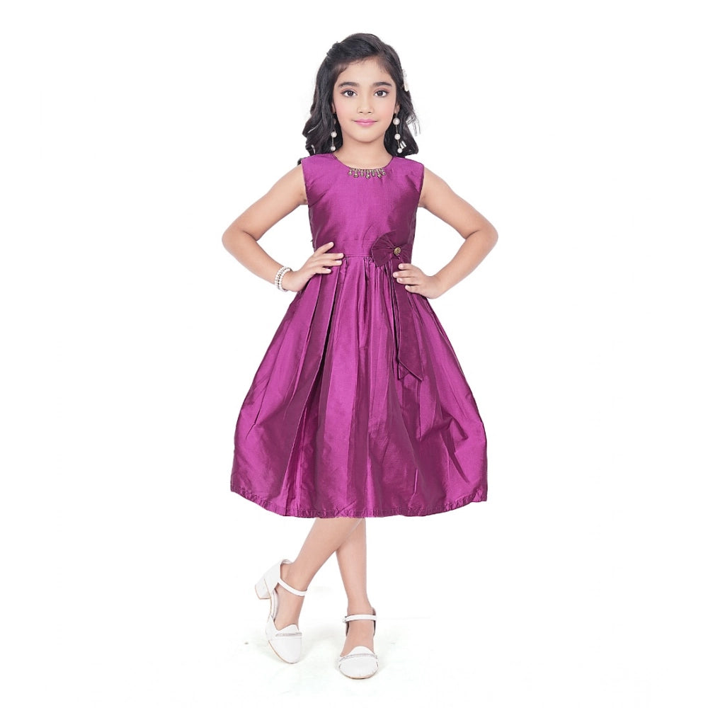 Urbane Girl's Taffeta Silk Soild Sleeve Less Round Neck Dress