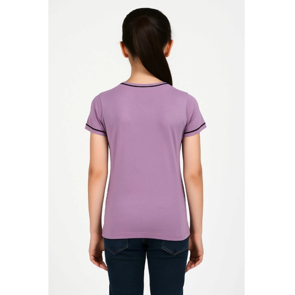 Stunning Girl's Cotton Printed Round Neck T-Shirt (Lavander)