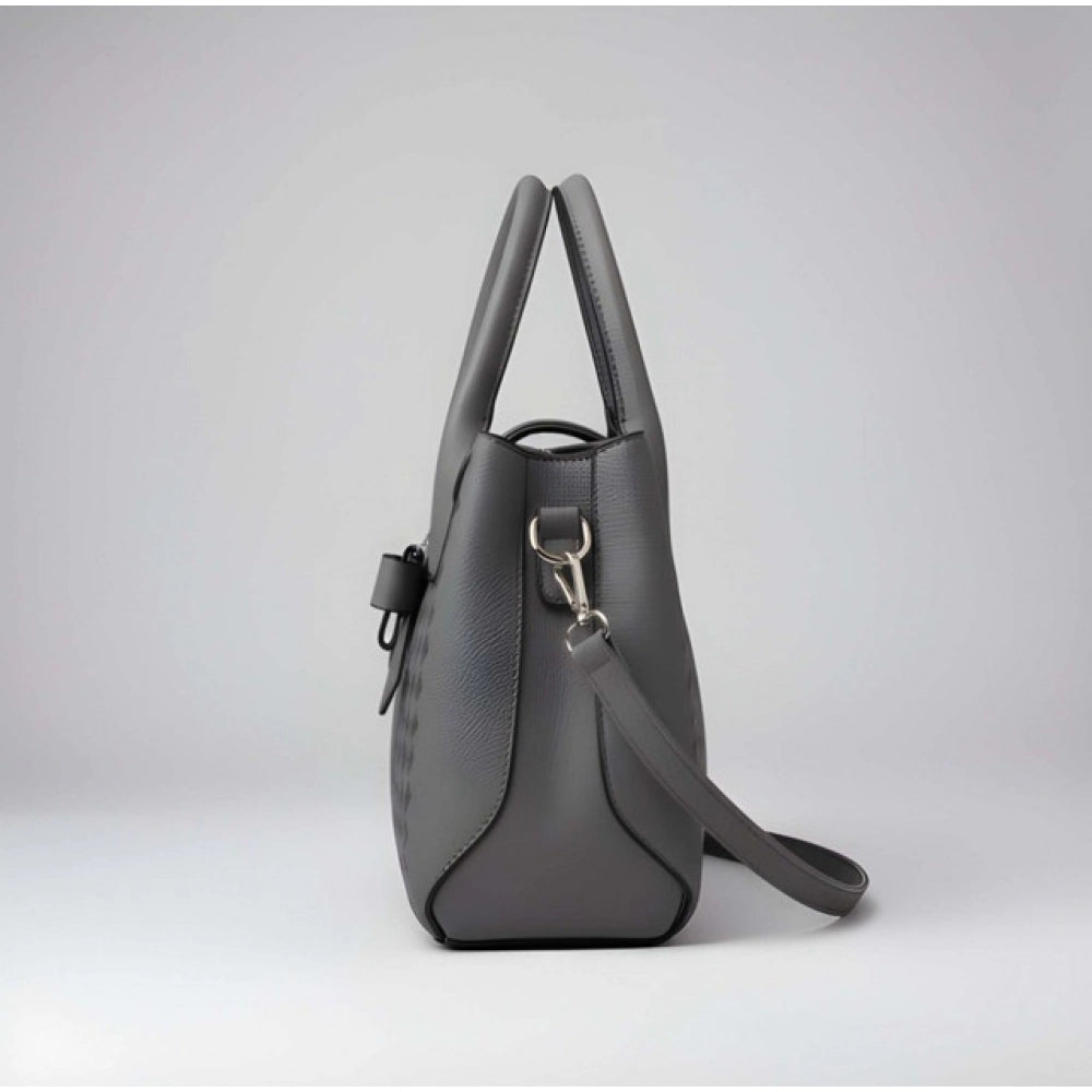 Snazzy Women's PU Leather Solid Shoulder Zipper Handbag