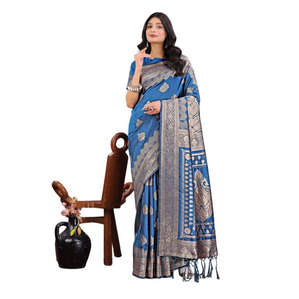 Adorable Women's Silk Printed Saree With Blouse Piece