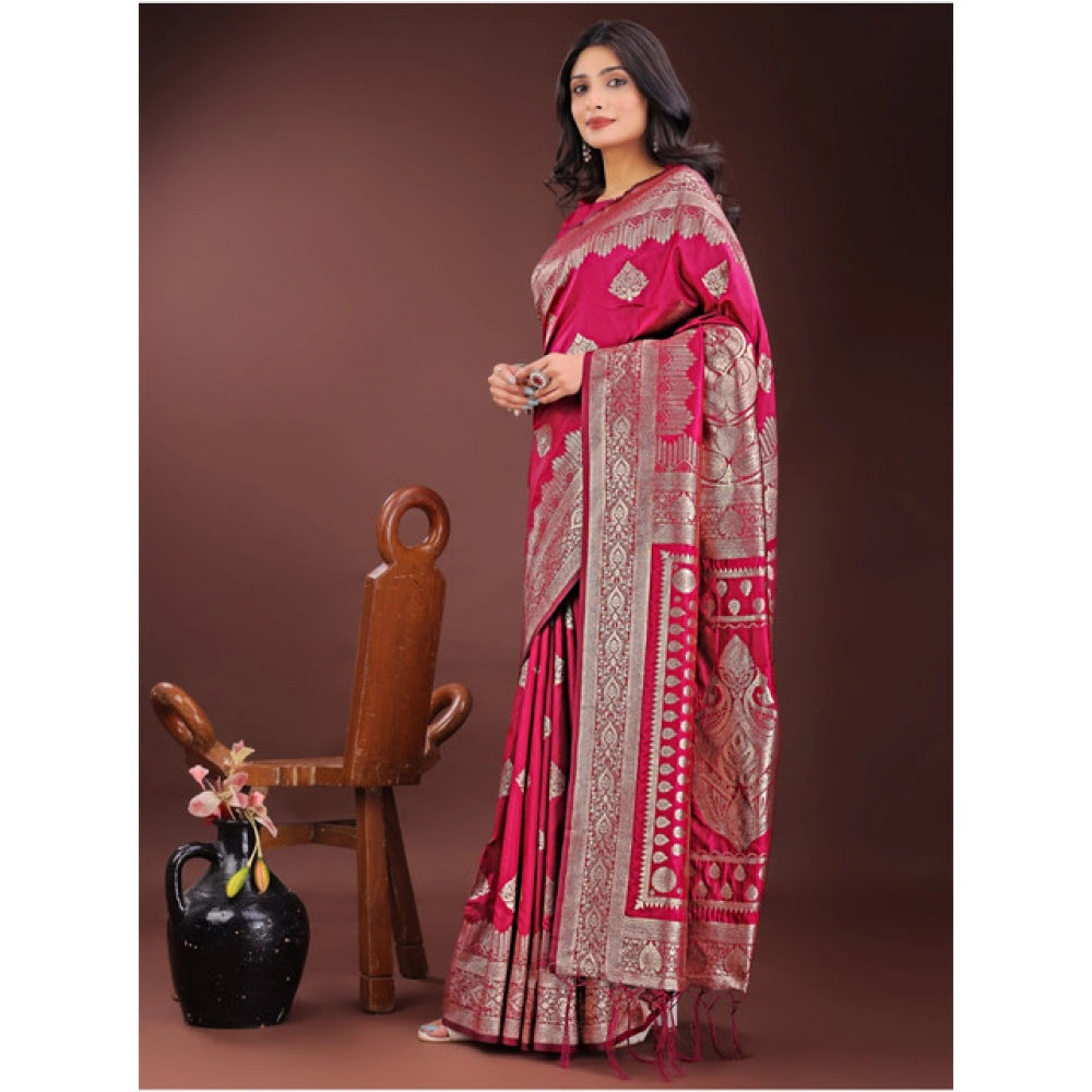 Adorable Women's Silk Printed Saree With Blouse Piece