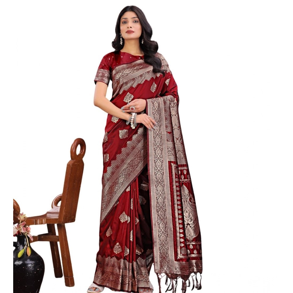 Adorable Women's Silk Printed Saree With Blouse Piece