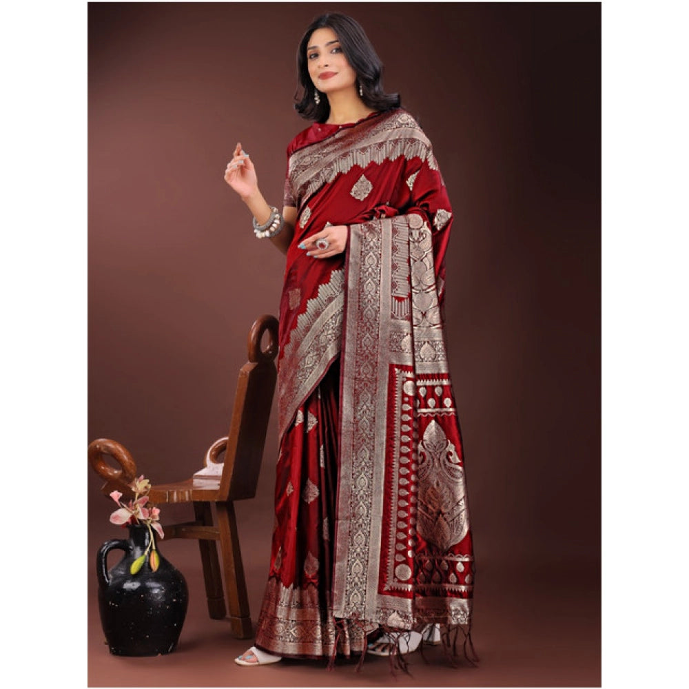 Adorable Women's Silk Printed Saree With Blouse Piece