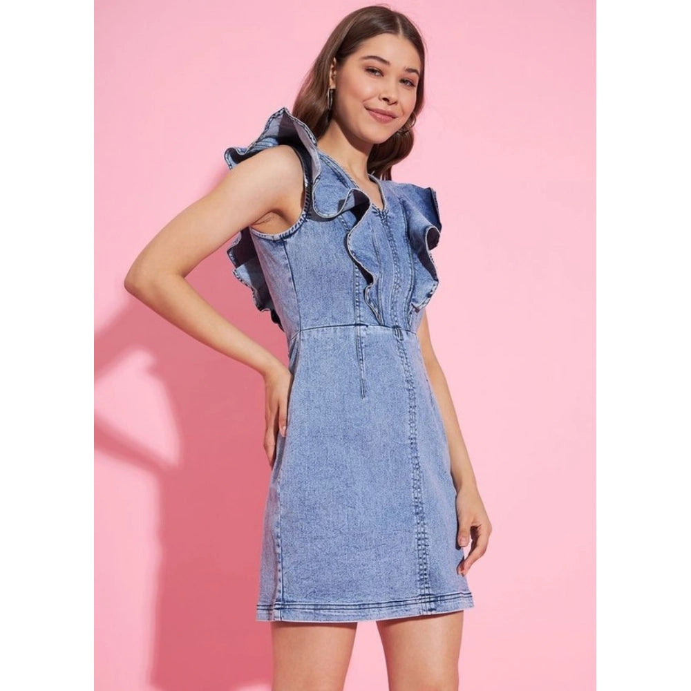 Sizzling Women's Denim Solid Flutter Sleeve Dress
