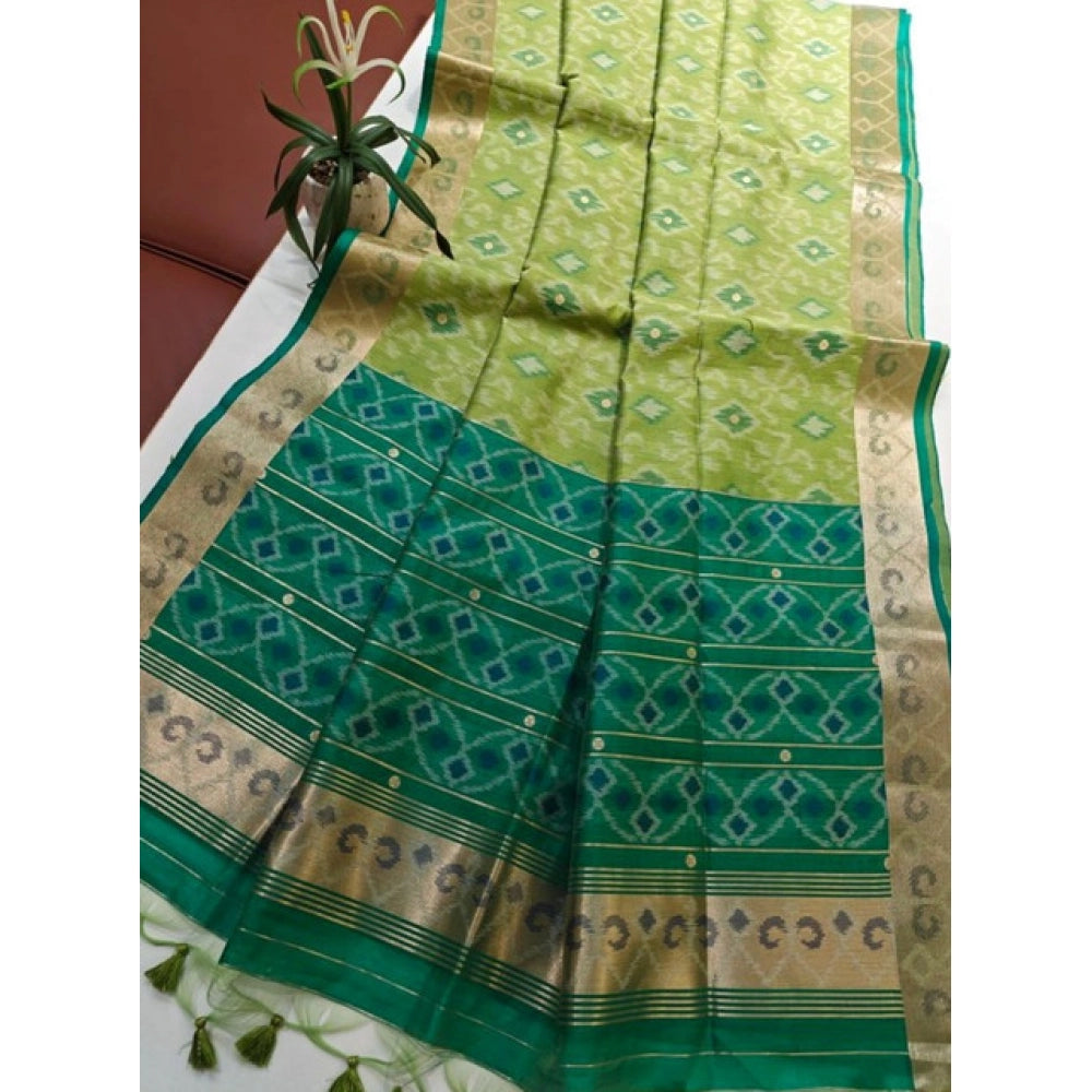 Tremendous Women's Raw Silk Ikkat Saree With Blouse Piece