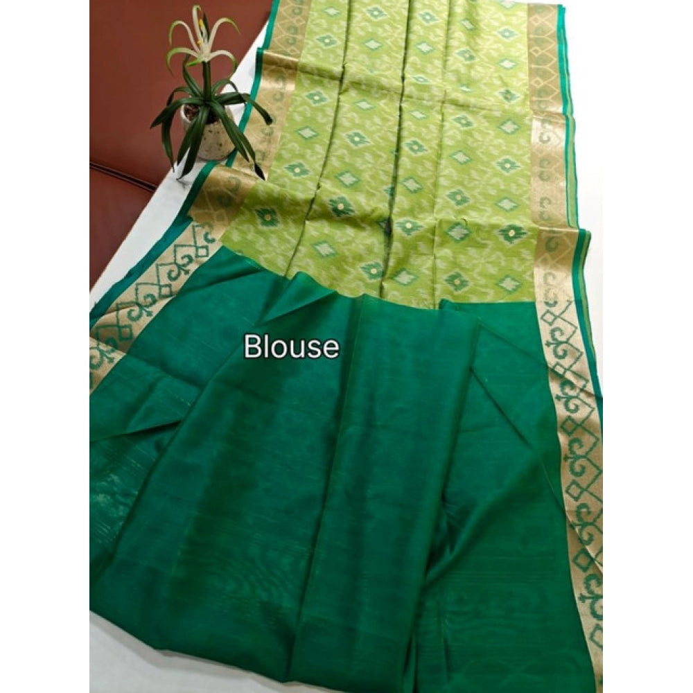 Tremendous Women's Raw Silk Ikkat Saree With Blouse Piece