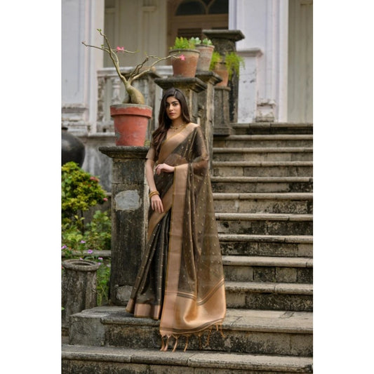 Casual Women's Silk Blend Butti Pattern Saree With Blouse Piece