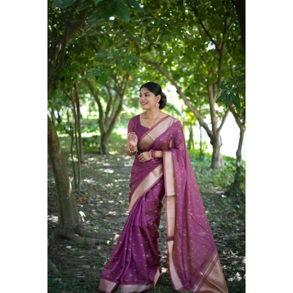 Casual Women's Silk Blend Butti Pattern Saree With Blouse Piece