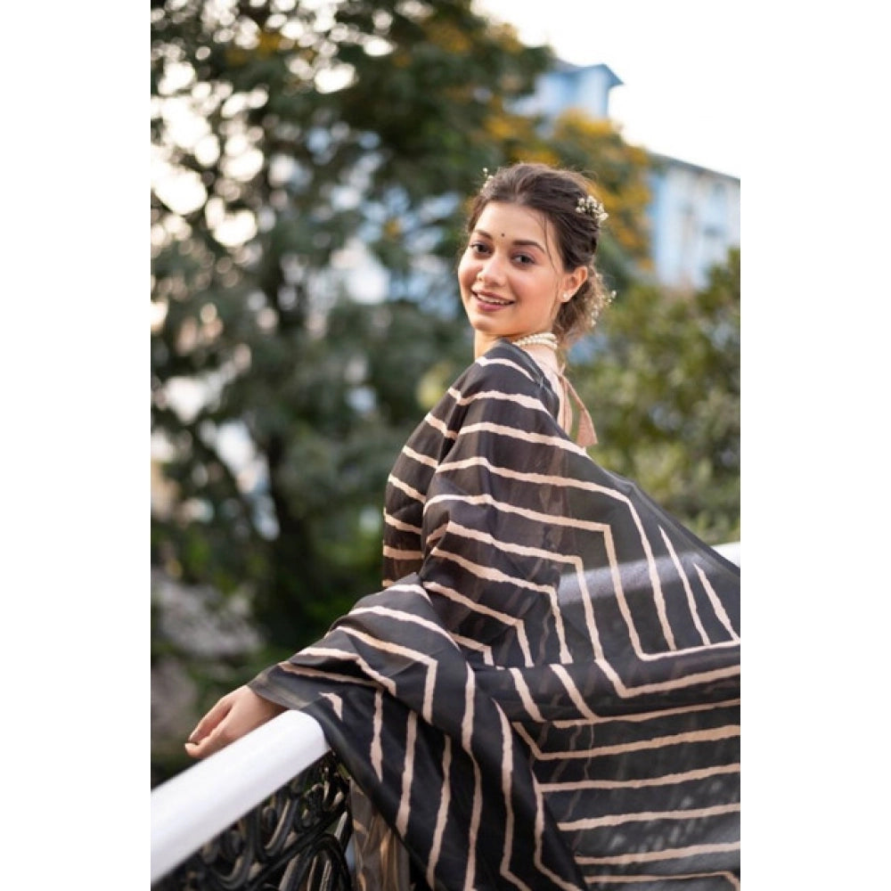 Charming Women's Faux Tussar Silk Geometric Print Saree With Blouse Piece