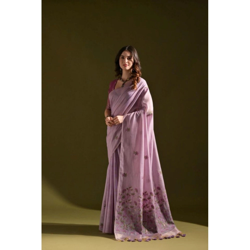 Superb Women's Blended Cotton Floral Saree With Blouse Piece