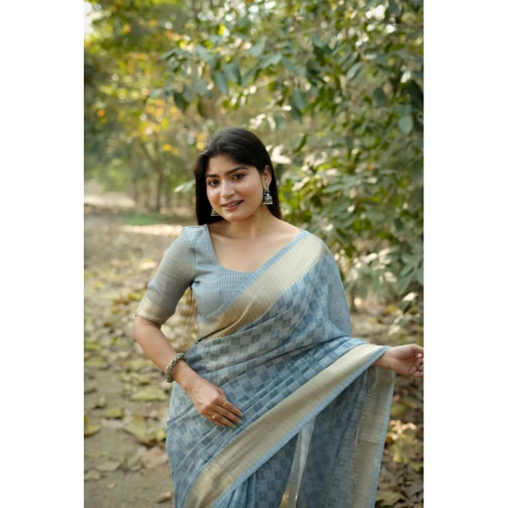 Astonishing Women's Silk Blend Checked Saree With Blouse Piece