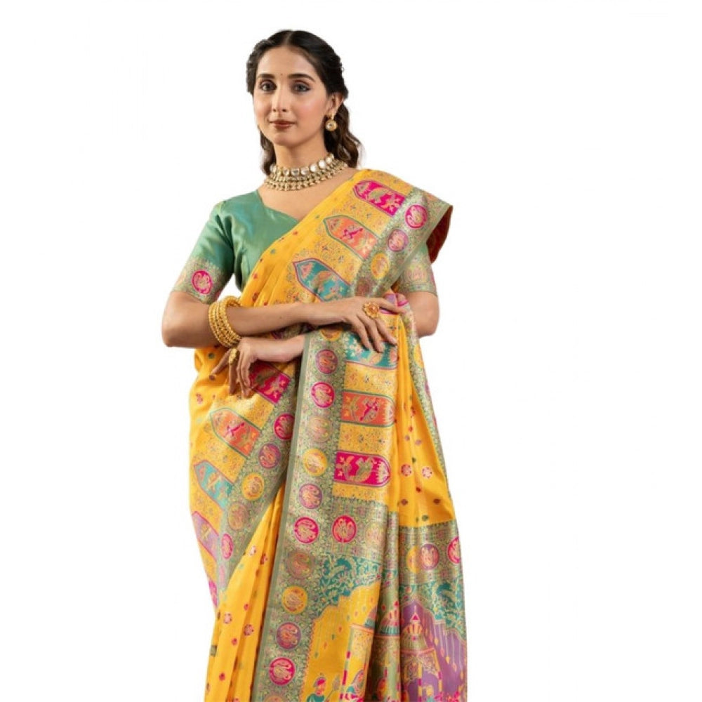 Delightful Women's Faux Banarasi Woven Motifs Saree With Blouse Piece