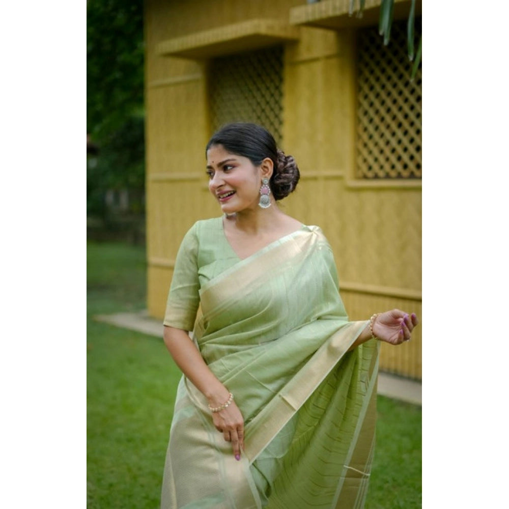 Facinating Women's Faux Banarasi Lining Pattern Saree With Blouse Piece