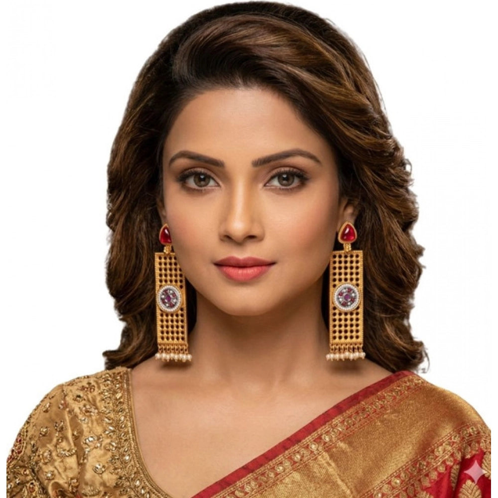 Dashing Women's Zinc Alloy Gold Plated Dangler Earrings