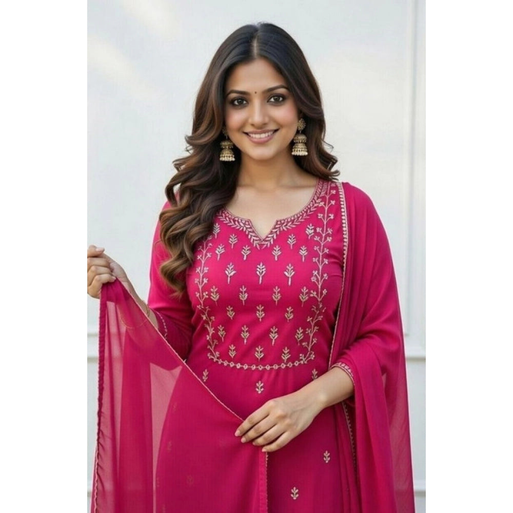 Snazzy Women's Georgette Ethnic Motif Round 3/4th Sleeve Kurti With Pant Dupatta Set