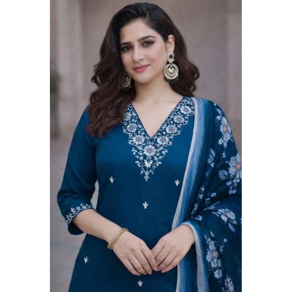 Glamorous Women's Chanderi Silk Ethnic Motif V-Neck 3/4th Sleeve Kurti With Pant Dupatta Set