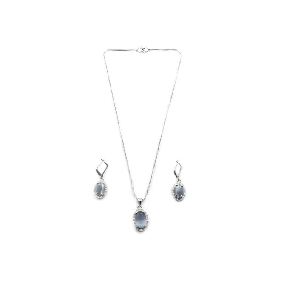 Classy Women's Brass Silver Plated Pendant Set