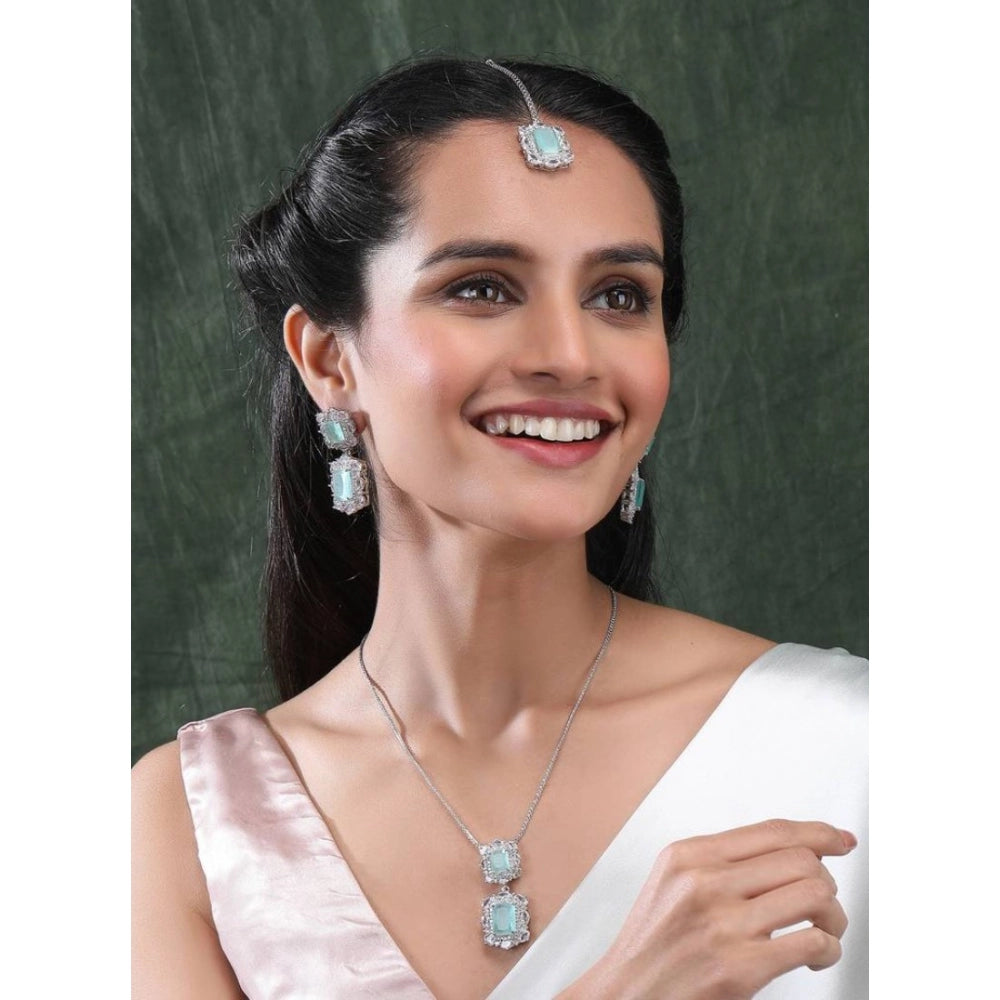 Stylish Women's Brass Silver Plated Pendant Set
