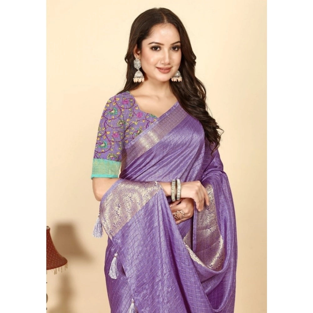 Voguish Women's Cotton Blend Checkered Saree With Blouse Piece