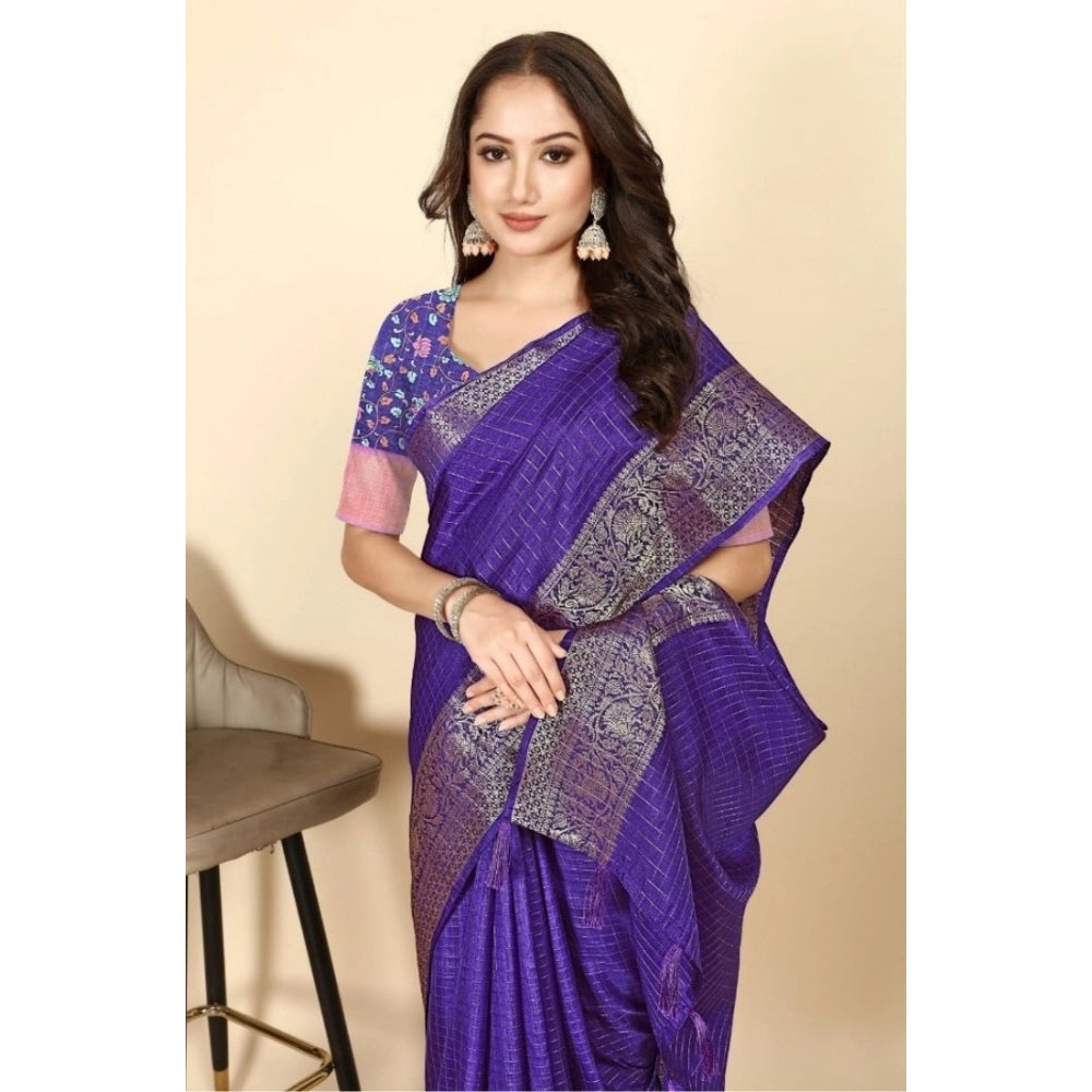 Voguish Women's Cotton Blend Checkered Saree With Blouse Piece