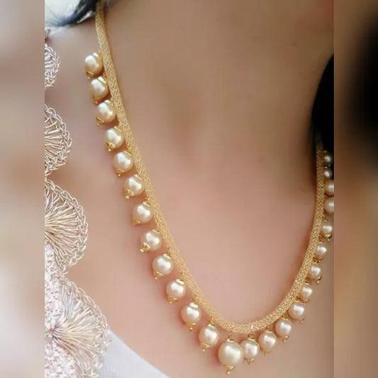 Fantastic Stone and Pearls Necklace Set