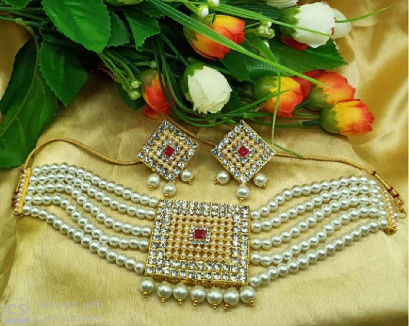 Square Pendant Pearl Choker Jewellery Set