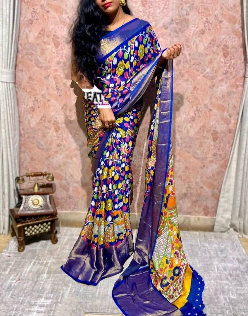Classy Chiffon Printed Saree With Blouse Piece