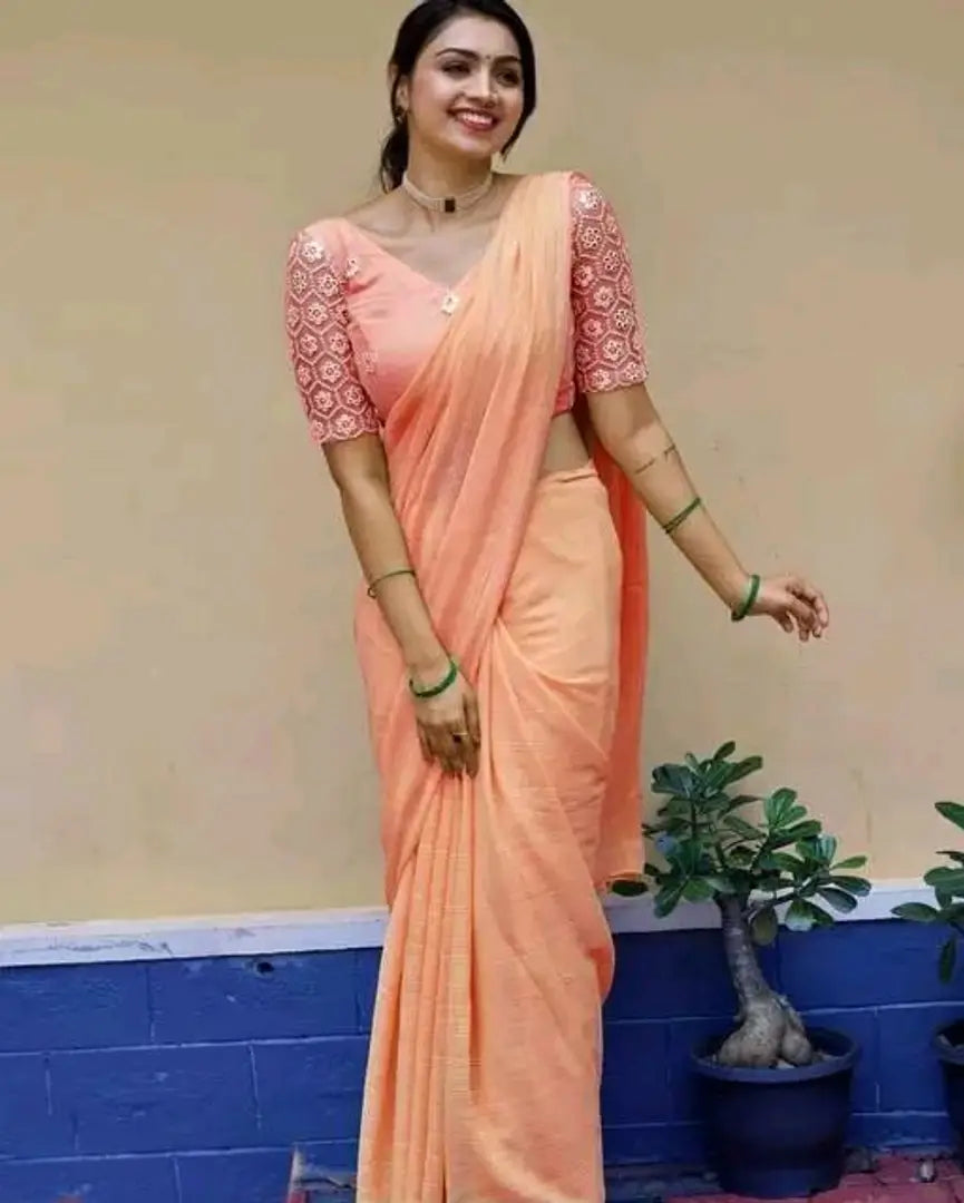 Solid Chiffon Saree with Mirror Embroidered Blouse Piece
